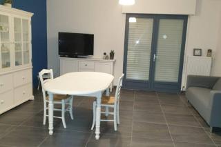 Maison de plain pied avec jardin - 8