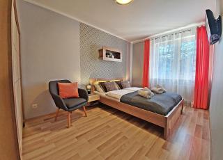 Apartamenty Sun&Fun Rezydencja Pod Dębami Nad Łomnicą 1B i 2B- blisko centrum i sklepów w otoczeniu zieleni - Karpacz - 9