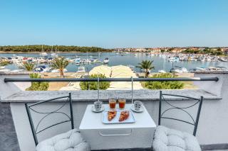 Penthouse Zola with private parking - Medulin - 4