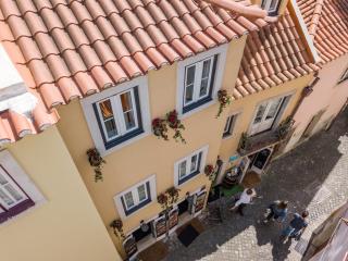Castle Inn Lisbon Apartments - Lisboa - 0