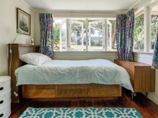 Onetangi Beach Cottage - Onetangi Bach - Onetangi - 1