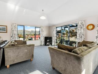 Mount Iron Magic - Wanaka Holiday Home - Wanaka - 8