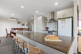 Paradise in Pohara - Pohara Beach Holiday Home - Pohara - 4