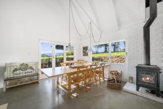 The House - The Lodge Te Horo - 7