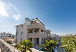 Apartment Tomi by El-Pi Tours - Malinska - 0