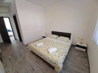 Beautiful villa with private pool on peaceful location, village Sveti Kirin - Vodnjan - 3