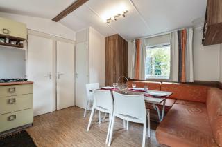 Bungalow convivial près de Sète avec piscine partagée - Mèze - 7