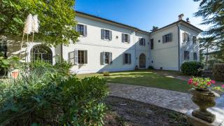 BORGO COLLE RIDENTE 13, Emma Villas - Camerino - 0