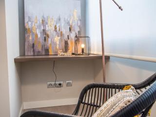 Sitges Spaces Seaside Beach Flat- 4 Bedroom, 2 Bathroom, Terrace, Near Beach - 2
