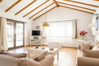 Villa Arriba - 2