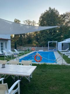 Aristotelia Gi Ikies - Olympiada Poolside Retreats - Olympiada - 4