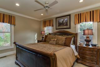Grand Family Retreat 8Br With Stunning Golf Views - Mill Spring - 2