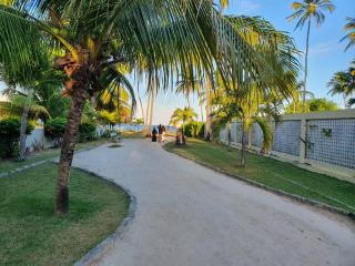 Linda Casa de Praia com piscina, área verde - MOBILIADA à 150 m do mar em Tamandaré-PE - Tamandaré - 1