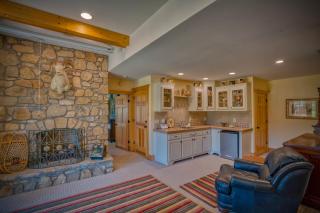 Mountain Dream Luxury Cottage With Fireplace - Mill Spring - 7