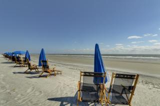 Wonderful luxury condo with great golf views K Bed Beach gear & bike rentals - 6