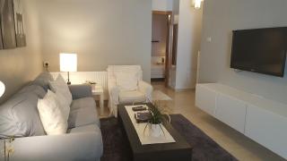Two Bedroom Shmeisani Apartment - Amman - 9