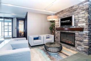 Sandman Hotel & Suites Calgary West - 5