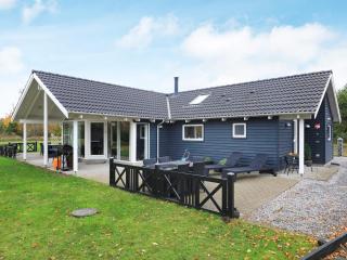 12 person holiday home in Hals-By Traum - Hals - 0