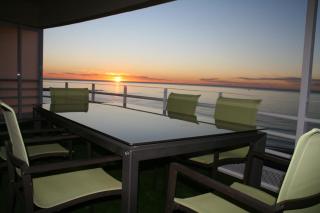 APARTAMENTO EN PRIMERA LINEA/BEACHFRONT APARTMENT - 0