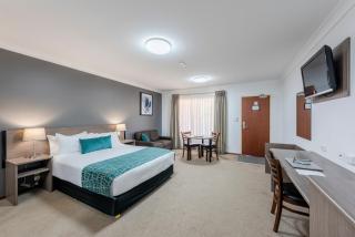 Best Western Plus Ambassador Orange - Orange - 0