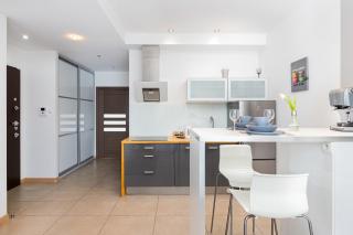 Old Town Neptun Apartments by Noclegi Renters - Danzig - 1