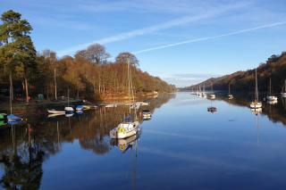 Luxurious lodge, Woodlands View, Hot tub at Rudyard Lake, couples or small family - 3