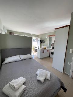 Aggeliki's Hideaway Studio - Lefkada - 6