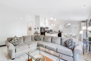 Sea La Vie - Pacific Beach - 9