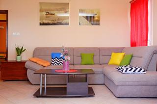 Olive's Garden House - 6