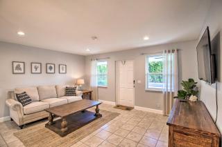 Less Than 3 Mi to Juno Beach Coastal Townhome with Patio! - 0