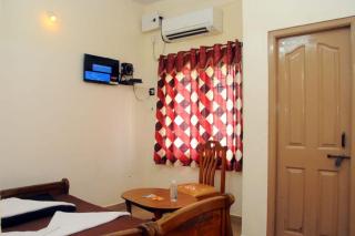 Shwetha Lodge - Kollūru - 4