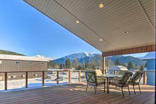Mendenhall Valley Escape with Furnished Deck! - 8