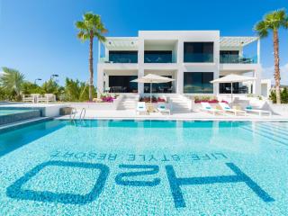 H2O LifeStyle Resort - Long Bay Hills - 9