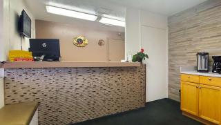 Magnuson Hotel Sierra Vista - 7