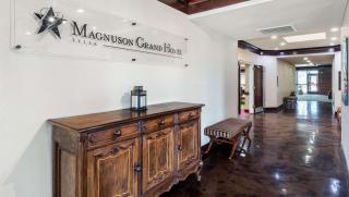 Magnuson Grand Hotel and Conference Center Tyler - 5