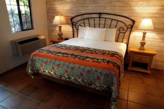 Hotel California - Palm Springs - 3