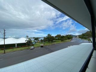Cooktown Harbour View Luxury Apartments - Cooktown - 4