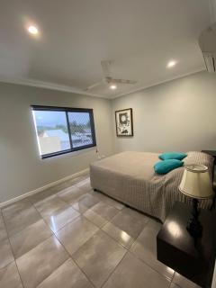 Cooktown Harbour View Luxury Apartments - Cooktown - 5