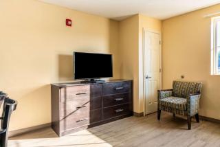 Suburban Studios Near Camp Lejeune - Jacksonville - 2