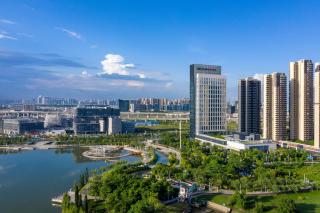 Crowne Plaza Foshan Nanhai-an IHG Hotel-Guangzhou South Railway Station Free Shuttle Bus - Guangzhou - 1