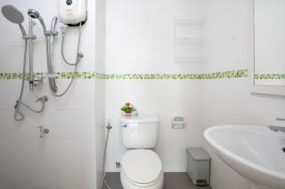 Backpacker Street Airport Place - 9