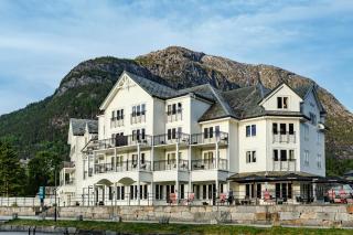 Vøringfoss Hotel - 0