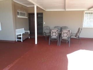 Robertsham (Halaal) Self Catering Cottages - 4