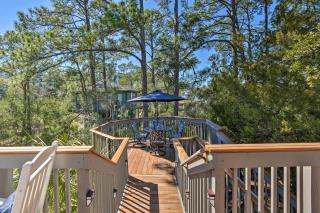 Walk to Harbour Town Airy Treehouse with Bikes - Hilton Head Island - 5