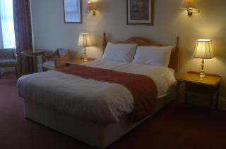 Drake Hotel Plymouth - 9