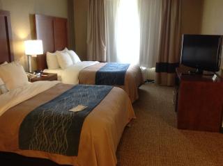 Comfort Inn & Suites Pittsburg KS - 2