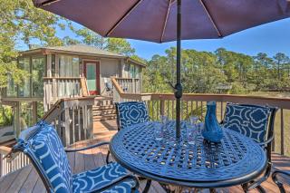 Walk to Harbour Town Airy Treehouse with Bikes - Hilton Head Island - 4