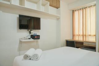 Chic and Cozy Studio at Tifolia Apartment By Travelio - 9