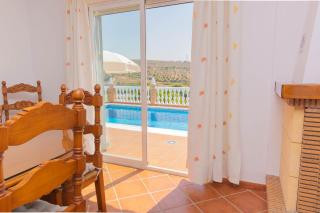 VILLA ANDALUCÍA: cerca de todo, intimidad y espacio - Nerja - 6