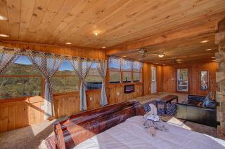 Stunning Cabin: 7 Acres, 360 Views, 20min to Park! - Sevierville - 5